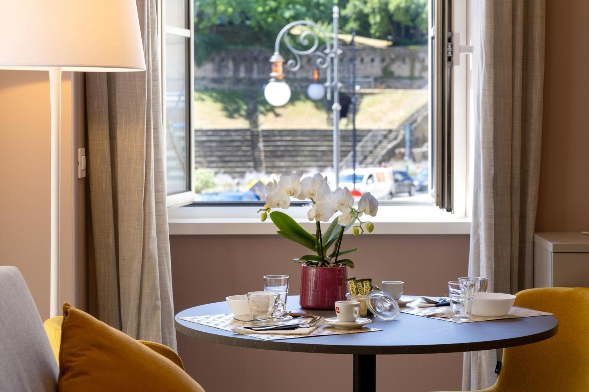 Teatro Romano Exclusive Suites Trieste Exterior photo