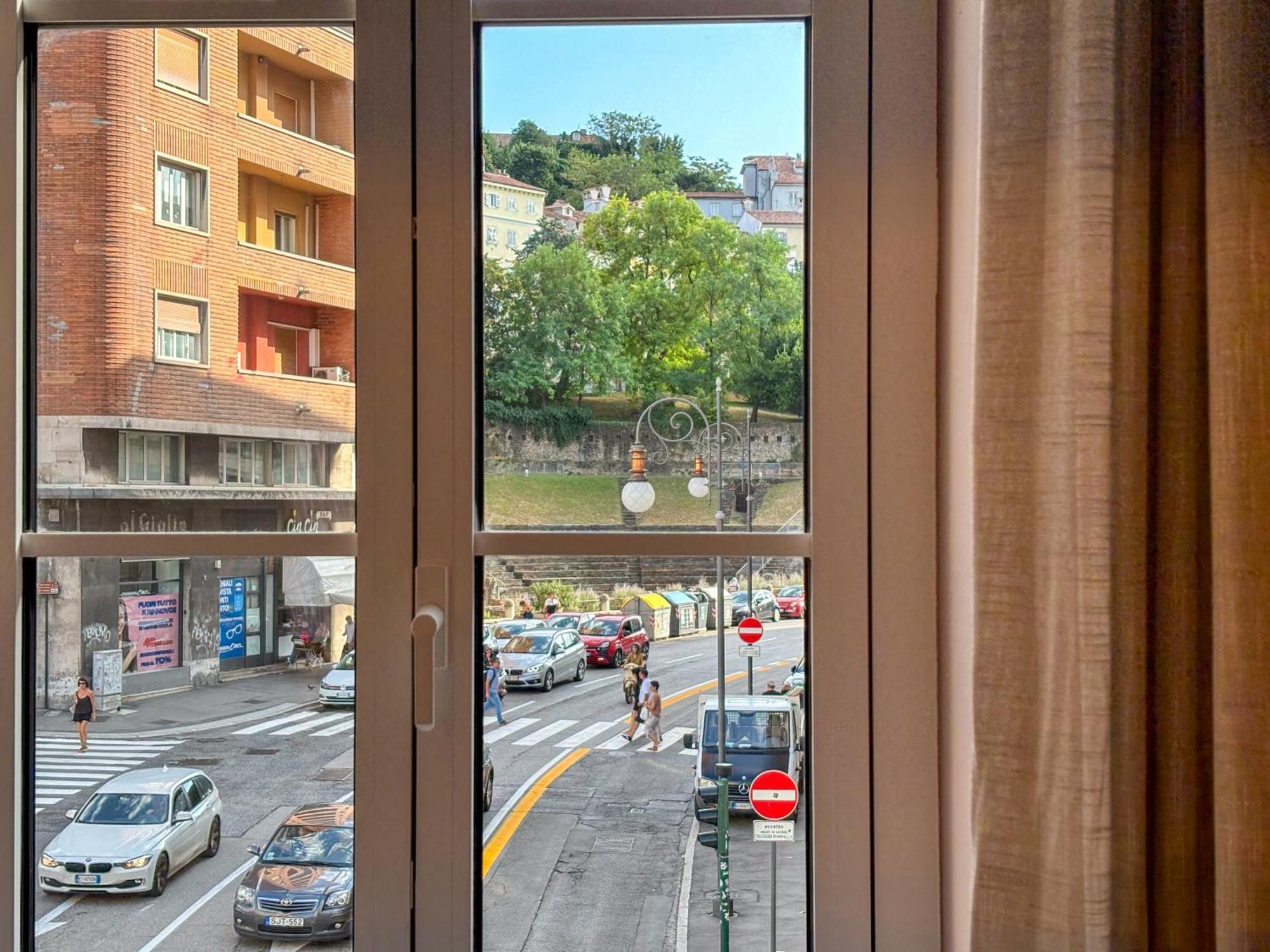 Teatro Romano Exclusive Suites Trieste Exterior photo